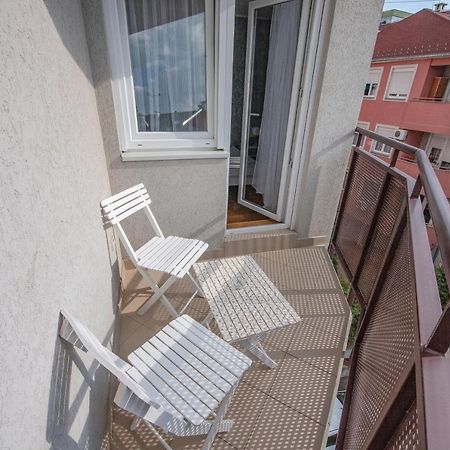 Stella Modern Apartment 2 Novi Sad Exterior foto